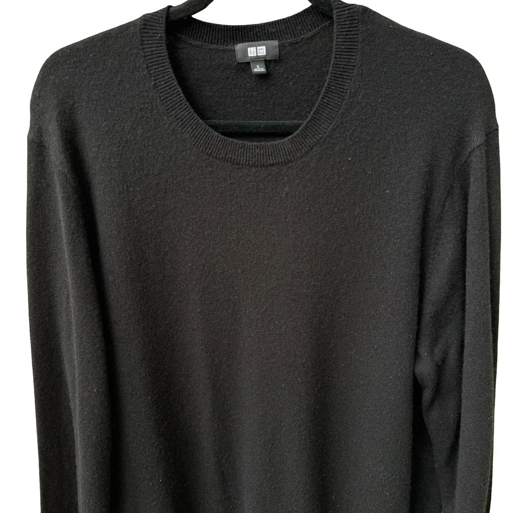 Uniqlo 100% Cashmere Quiet Luxury Minimalist Old Money Cozy Sweater Mens Black L